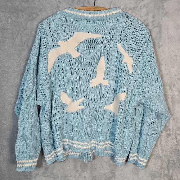 Taylor Swift Purple and Blue Cardigans - Picture 8 of 13